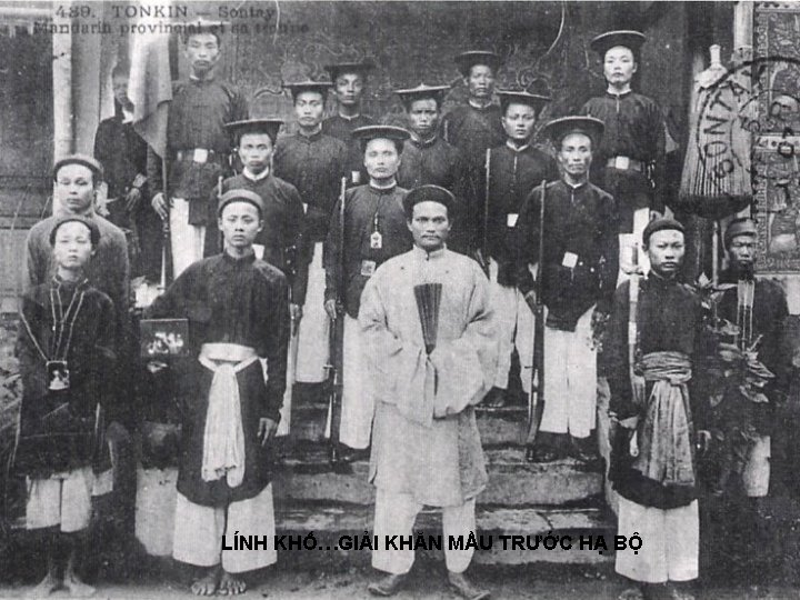 LÍNH KHỐ…GIẢI KHĂN MẦU TRƯỚC HẠ BỘ 