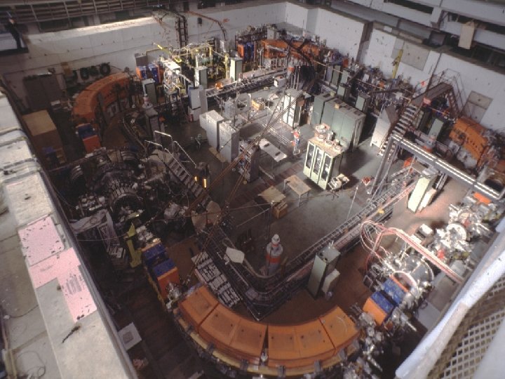 CERN – najbardziej zaawansowany kompleks akceleratorowy na świecie Synchrotron jonów niskoenergetycznych (LEIR) 2005 A.