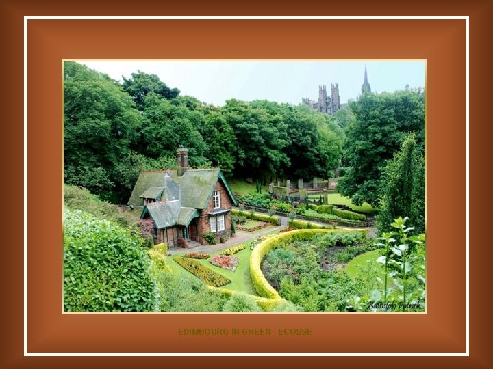 EDIMBOURG IN GREEN - ECOSSE 