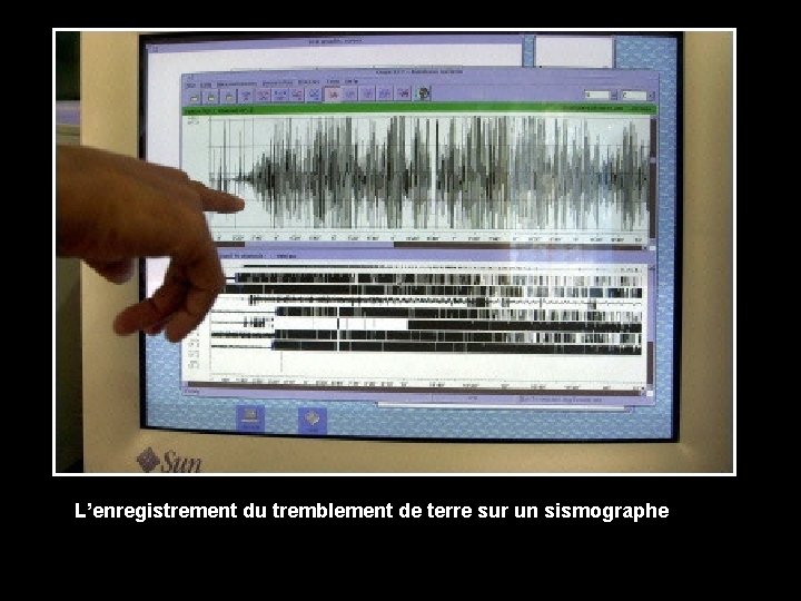 L’enregistrement du tremblement de terre sur The seismograph recording of un thesismographe earthquake 