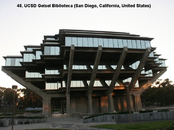 48. UCSD Geisel Biblioteca (San Diego, California, United States) 