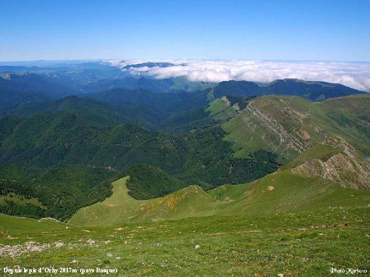 Depuis le pic d’Orhy 2017 m (pays Basque) . 