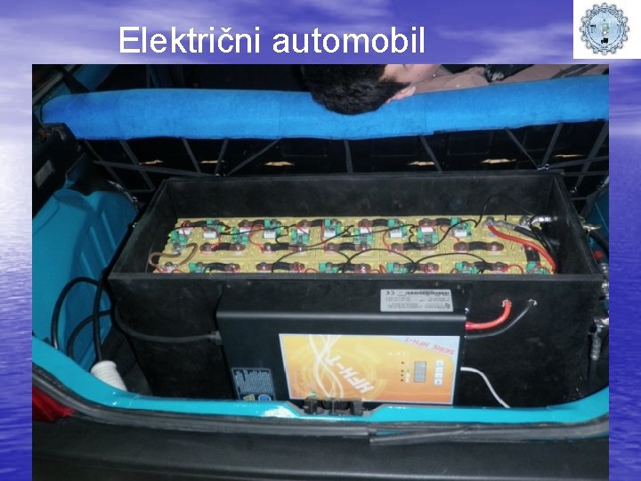 Električni automobil 