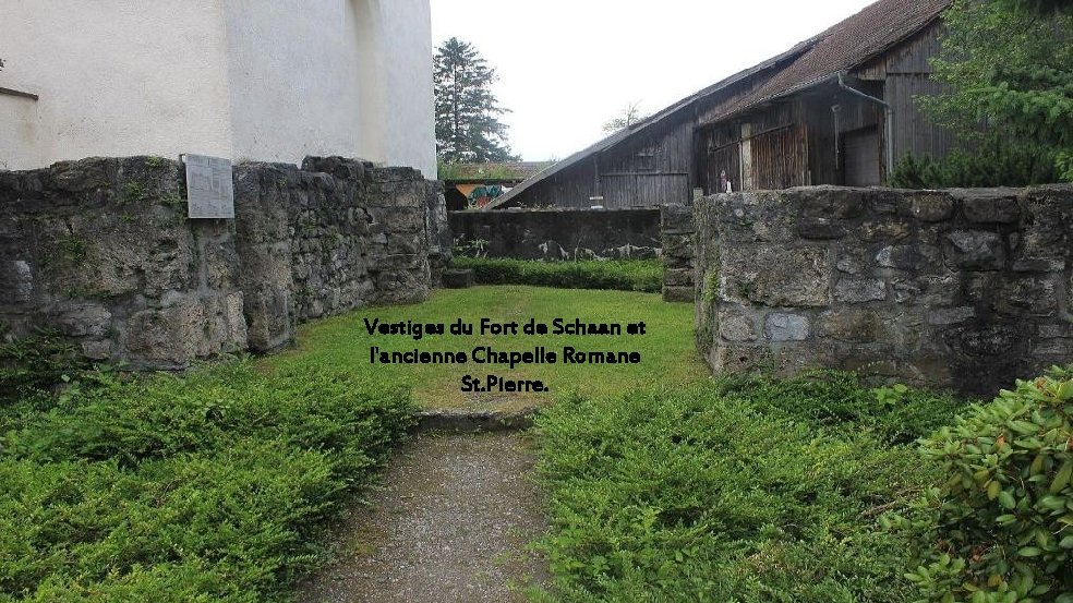 Vestiges du Fort de Schaan et l'ancienne Chapelle Romane St. Pierre. 