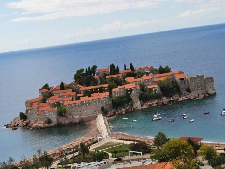 Sveti Stefan, a 5 km de Budva 