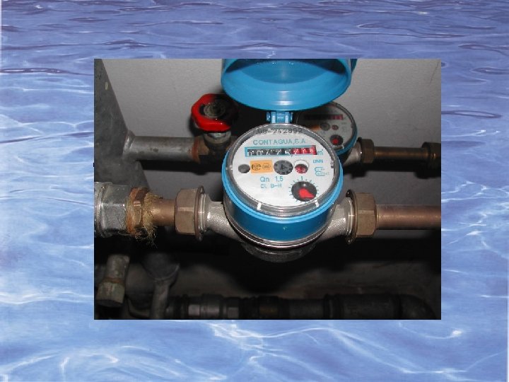 Faça uma leitura regular do contador e da factura da água. Controle os gastos!