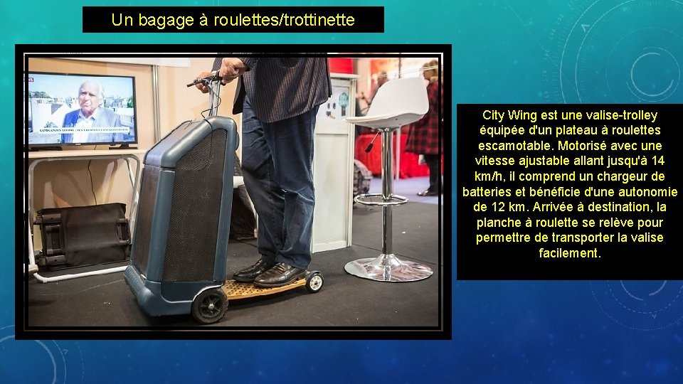 Un bagage à roulettes/trottinette City Wing est une valise-trolley équipée d'un plateau à roulettes