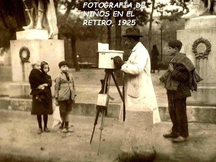 FOTOGRAFÍA DE NIÑOS EN EL RETIRO, 1925 FOTOGRAFÍA DE NIÑOS EN EL RETIRO, 1925