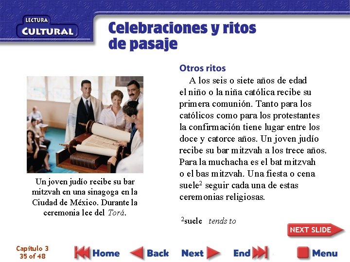 Un joven judío recibe su bar mitzvah en una sinagoga en la Ciudad de