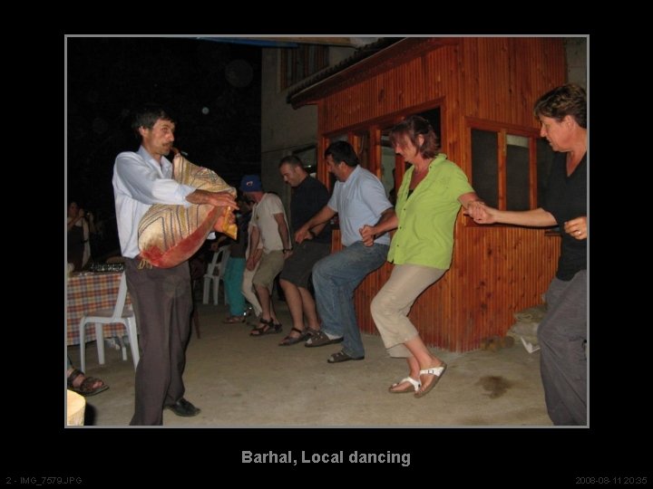 Barhal, Local dancing 2 - IMG_7579. JPG 2008 -08 -11 20: 35 