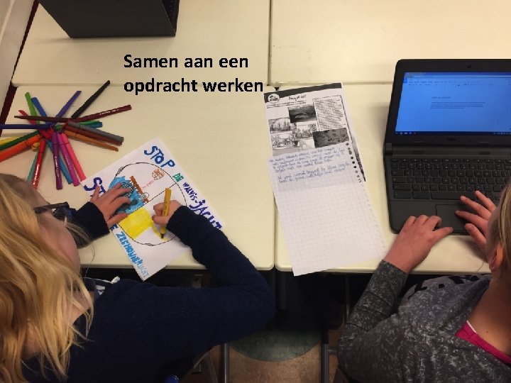 Samen aan een opdracht werken 