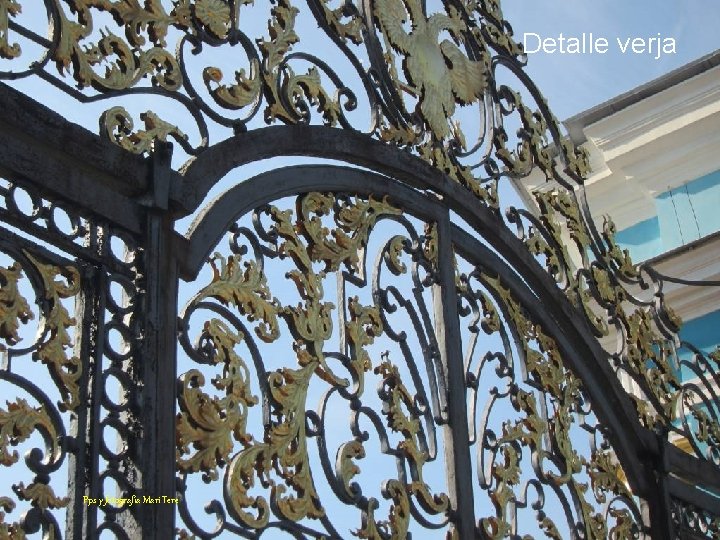 Detalle verja Pps y fotografía Mari Tere 