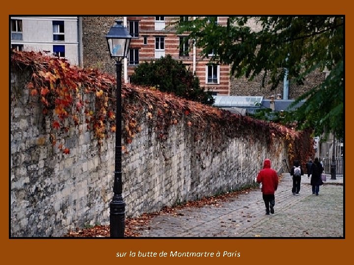 sur la butte de Montmartre à Paris 