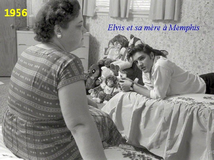 1956 Elvis et sa mère à Memphis 