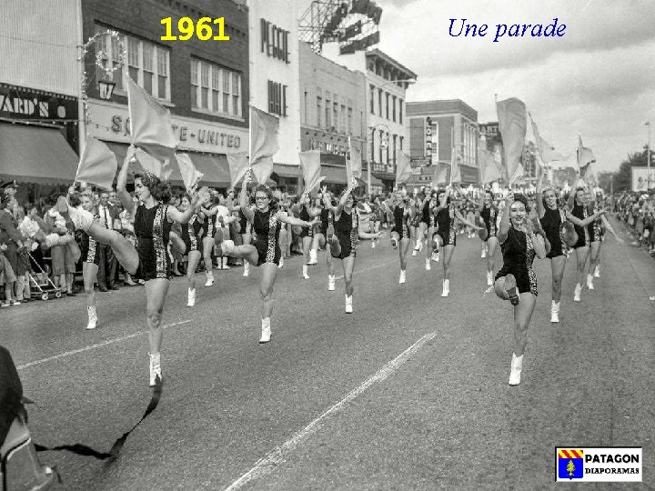 1961 Une parade 