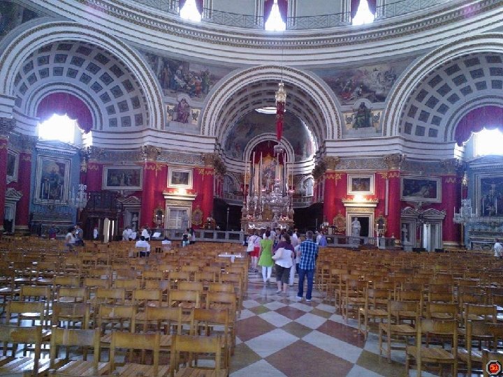 Mosta une localité située dans le centre de Malte, est surtout connue pour son