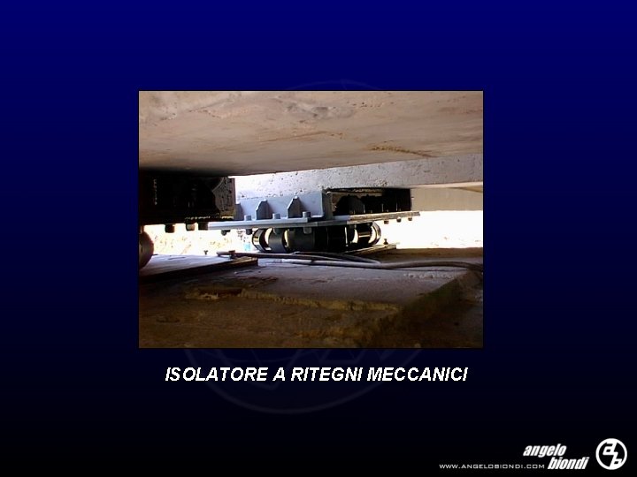 ISOLATORE A RITEGNI MECCANICI 