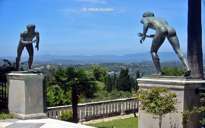 Les statues du palais 