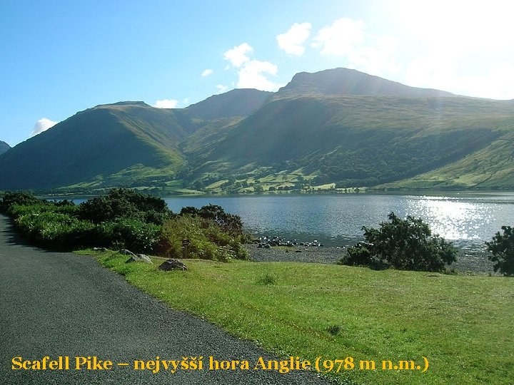 Scafell Pike – nejvyšší hora Anglie (978 m n. m. ) 