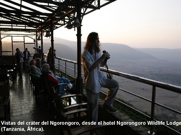 Vistas del cráter del Ngorongoro, desde el hotel Ngorongoro Wildlife Lodge (Tanzania, África). Vistas del cráter del Ngorongoro, desde el hotel Ngorongoro Wildlife Lodge (Tanzania, África).