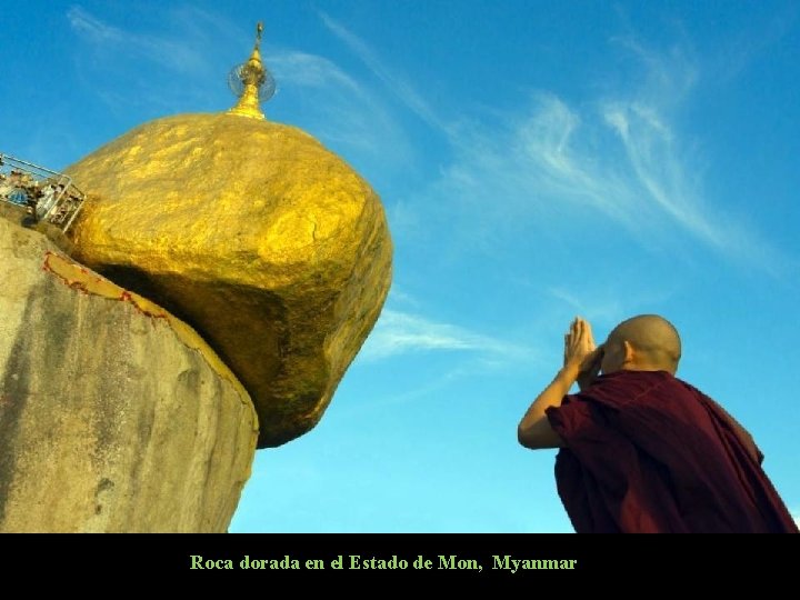 Roca dorada en el Estado de Mon, Myanmar 