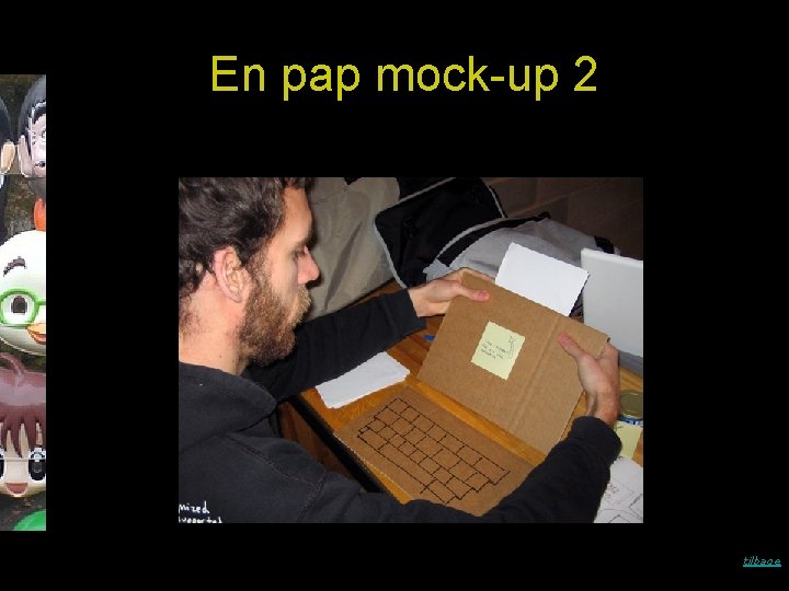 En pap mock-up 2 tilbage 