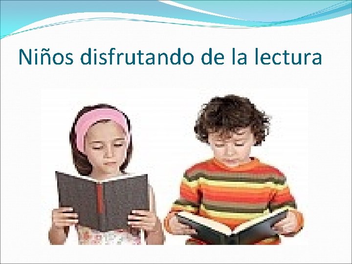 Niños disfrutando de la lectura 