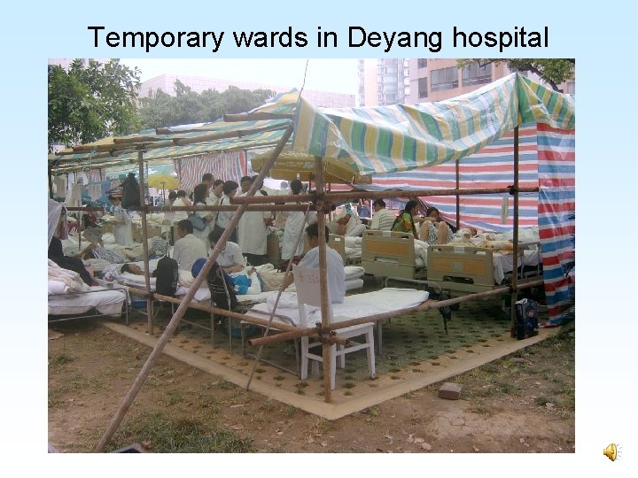 Temporary wards in Deyang hospital 