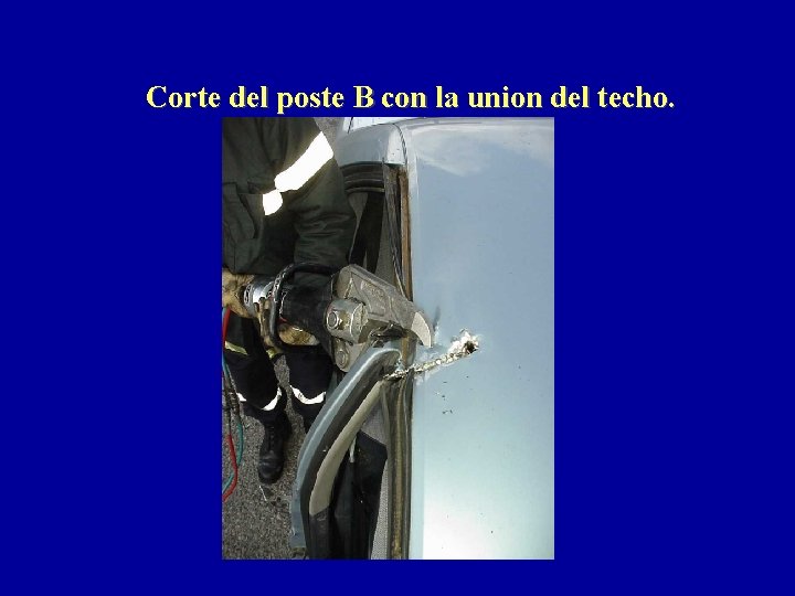 Corte del poste B con la union del techo. 