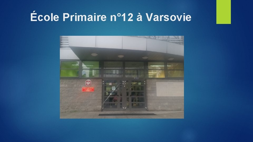 École Primaire n° 12 à Varsovie 