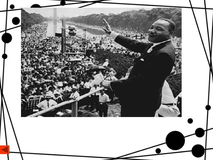 King made a speech to thousands of blacks in Washington. 