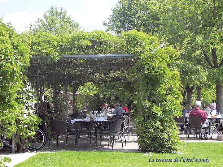 La terrasse de l’hôtel Baudy 