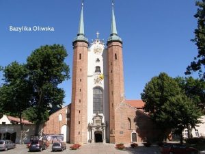 Bazylika Oliwska Gdaska bazylika ma dugo 107 metrw