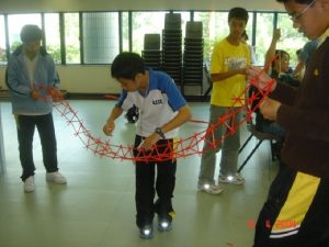 To design and Construct a Straw Robotic Arm