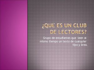 Grupo de estudiantes que leen al mismo tiempo