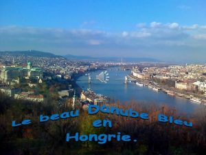 Arrive du Danube en Hongrie Gyr Aprs avoir